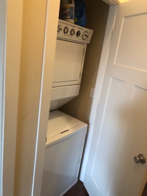 Washer and dryer. - 1220 W Bismark Ave