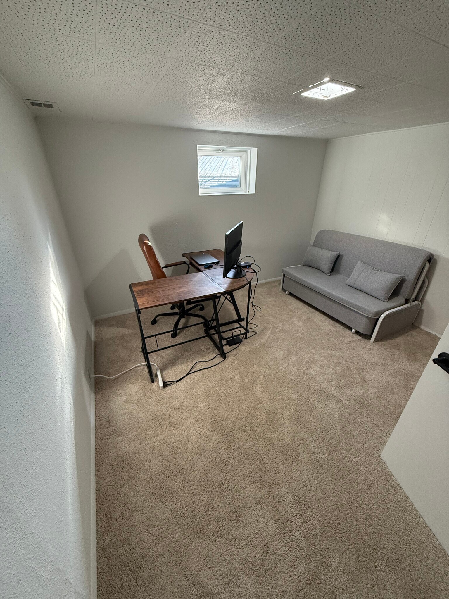 Building Photo - 6675 Fenton St