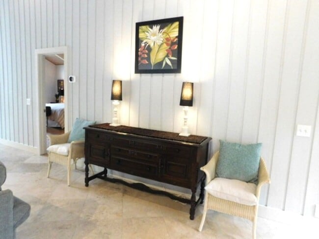 Building Photo - Spacious 2 Bedroom Home Located In Sea Pines