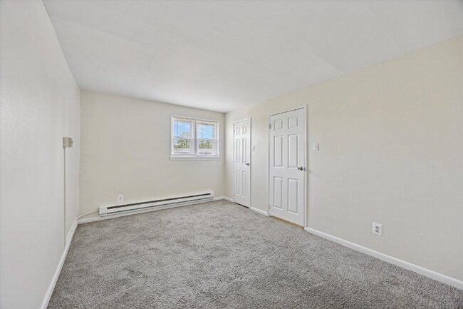 Building Photo - 13659 Philmont Ave