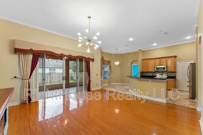 Building Photo - 1037 Bridgeway Blvd