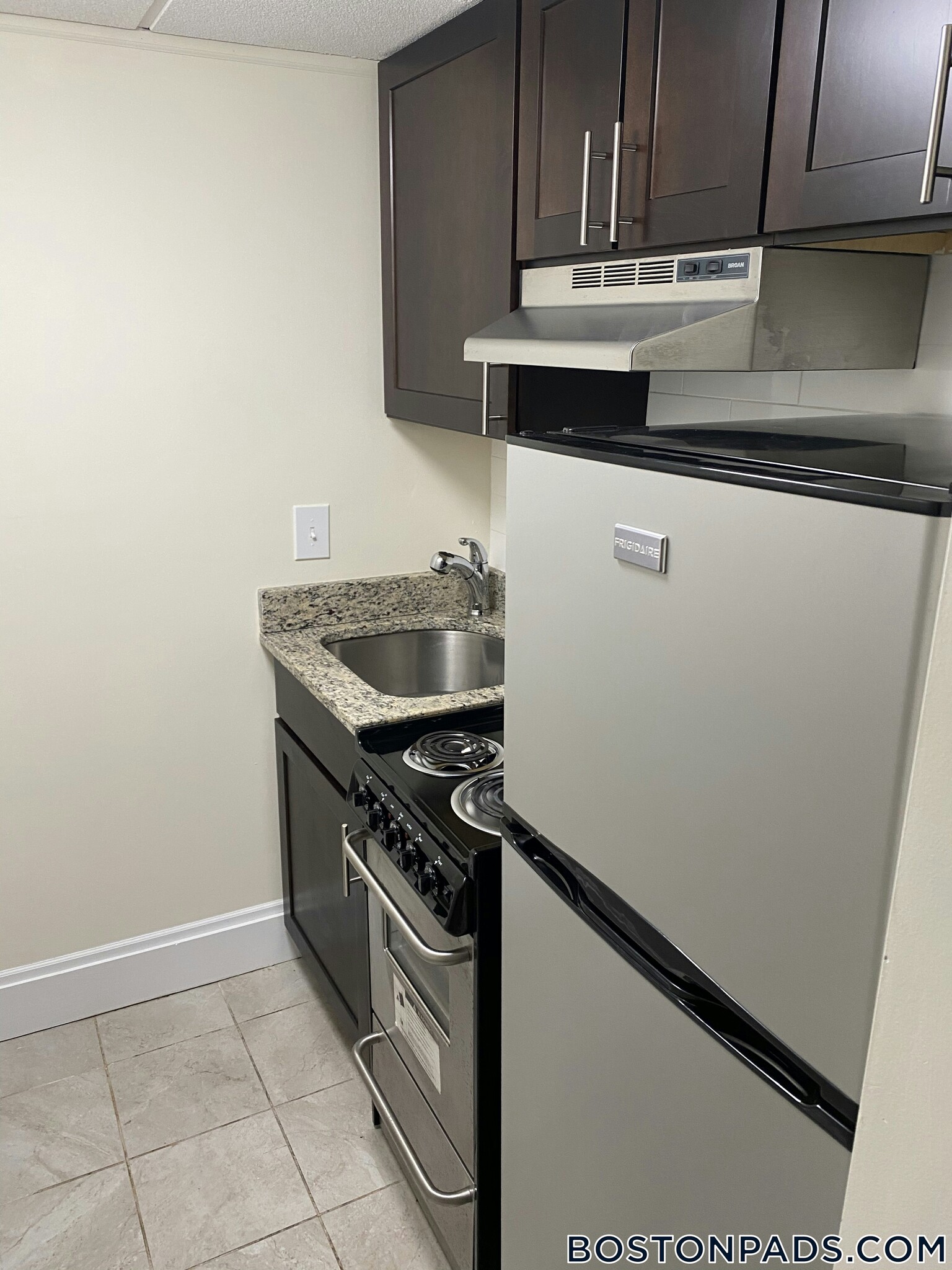 Building Photo - 62 Boylston St