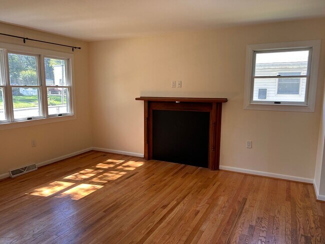 Building Photo - Annapolis Single Family Home