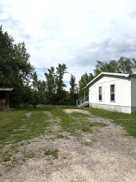 Building Photo - 675 Auction Rd