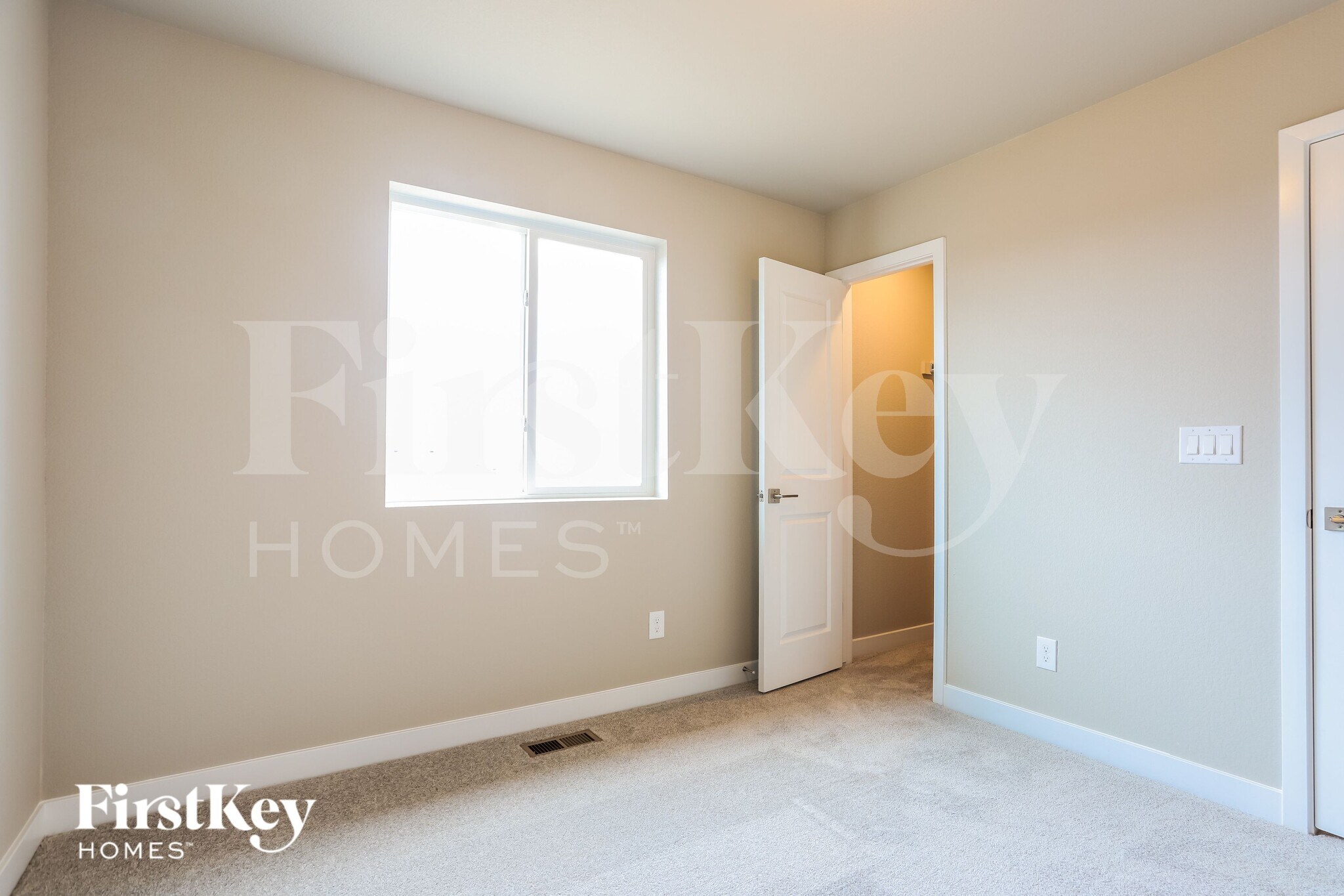 Building Photo - 10512 Horton Dr