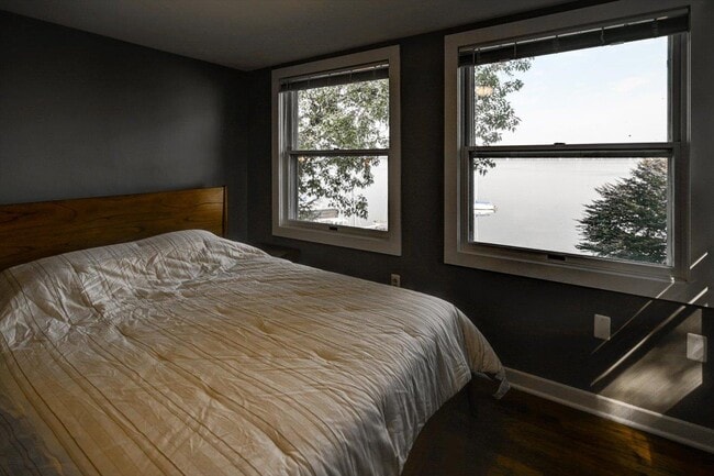 Building Photo - 5026 Lake Mendota Dr