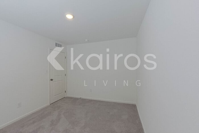 Building Photo - 217 Ascension Wy