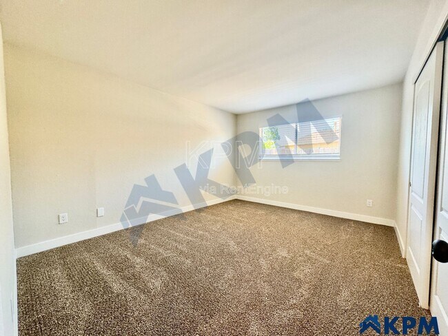 Building Photo - 7355 Kelley Dr