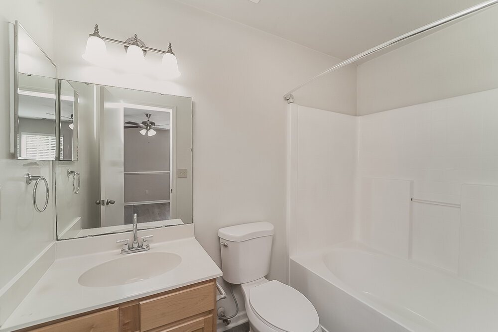 Building Photo - 2896 Rockingham Ct SW