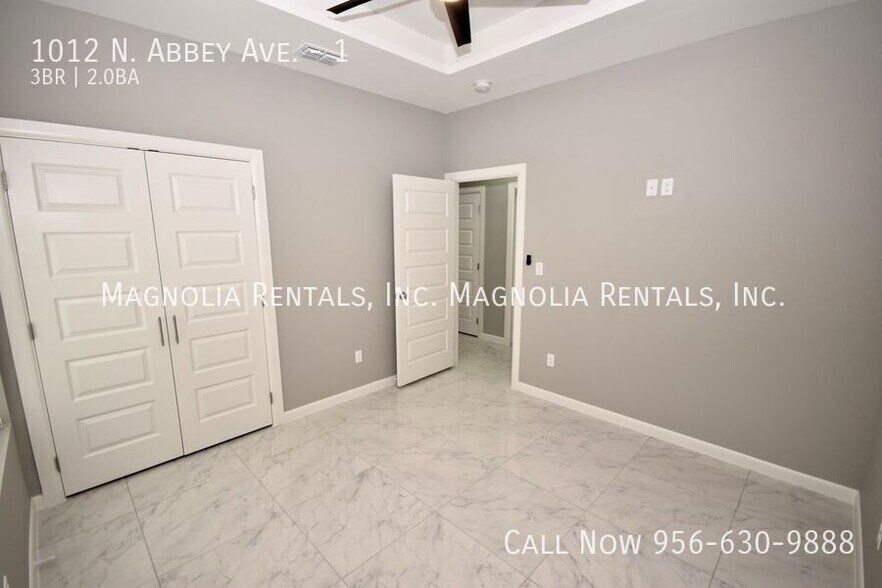 Building Photo - 1012 N Abbey Ave