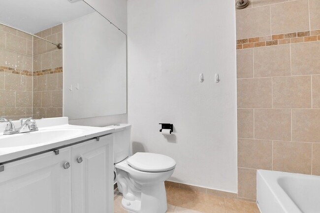 Building Photo - $1,800 - 2 Bed, 2.5 Bath End Unit in Auror...