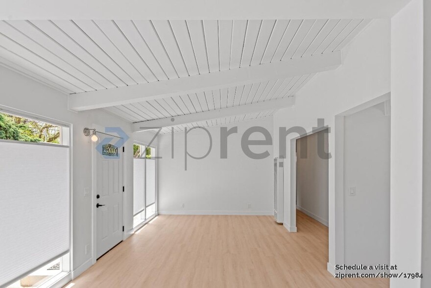 Building Photo - 4201 Ruthelma Ave