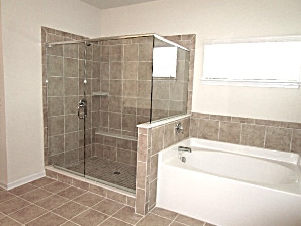 Building Photo - 307 Victoria Heights Dr
