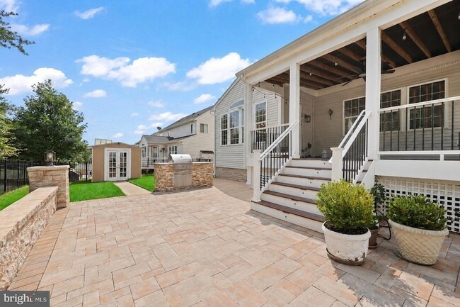 Building Photo - 16355 Boatswain Cir