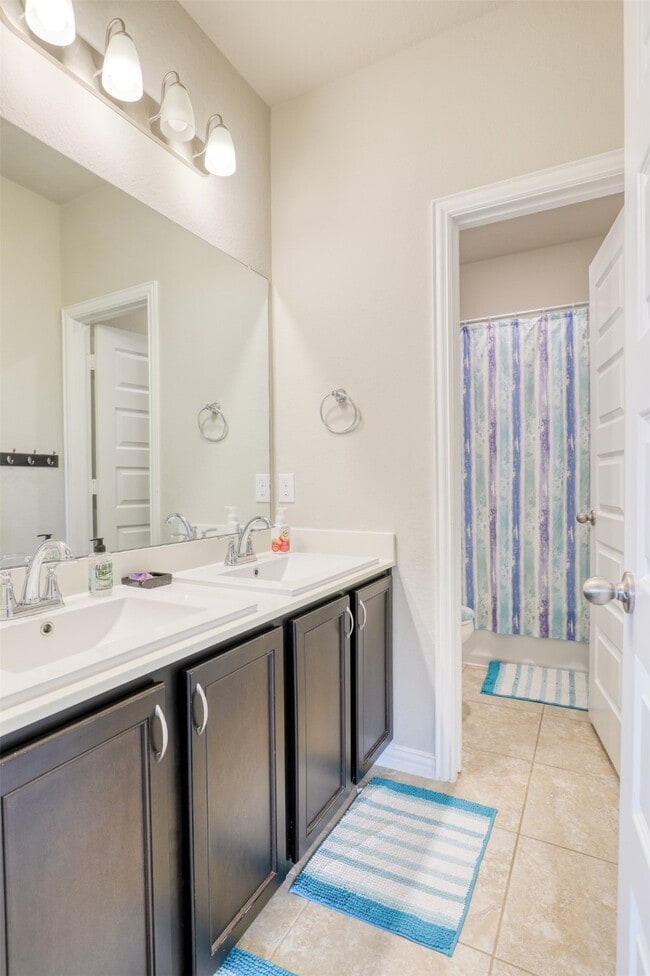 Building Photo - 17734 White Lightning Way
