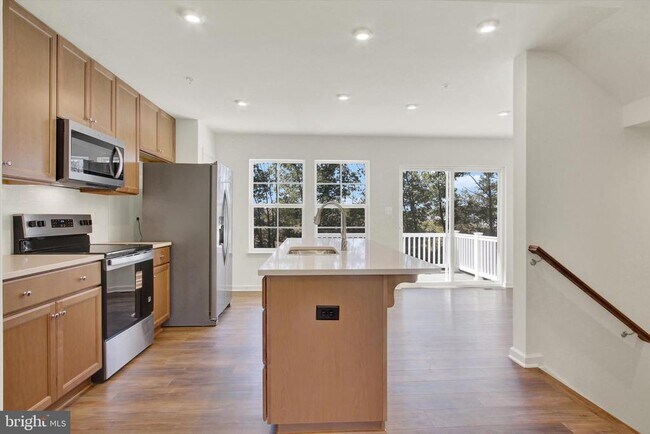 Building Photo - 107 Homestead Dr