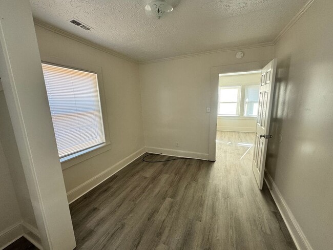 Building Photo - 3/1.5 update home in Shelby, NC