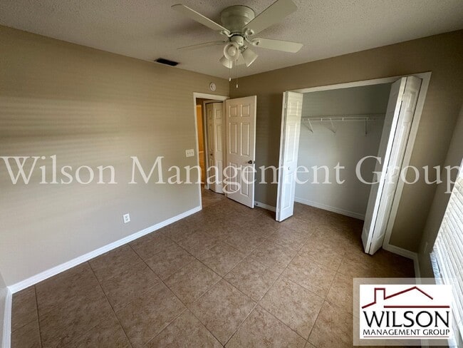Building Photo - 660 Marlene Dr