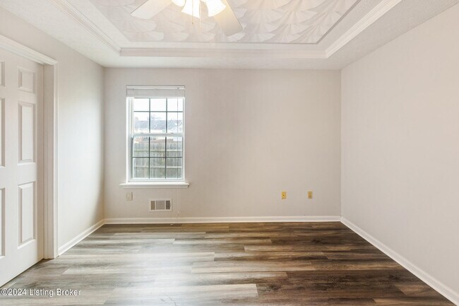 Building Photo - 6013 Fairridge Ct