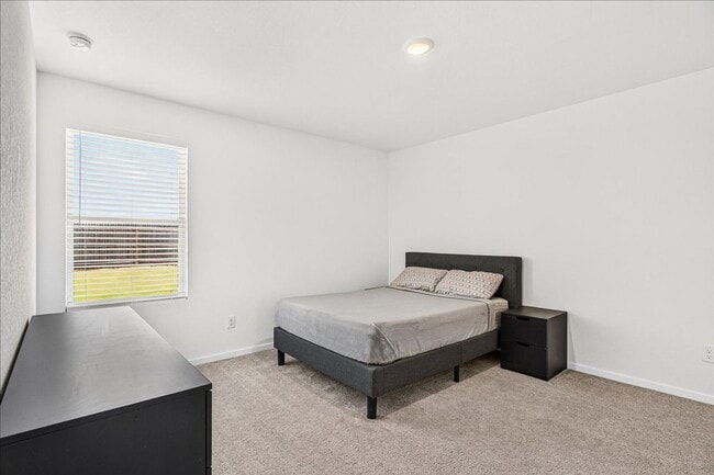Building Photo - 7909 Thor Dr