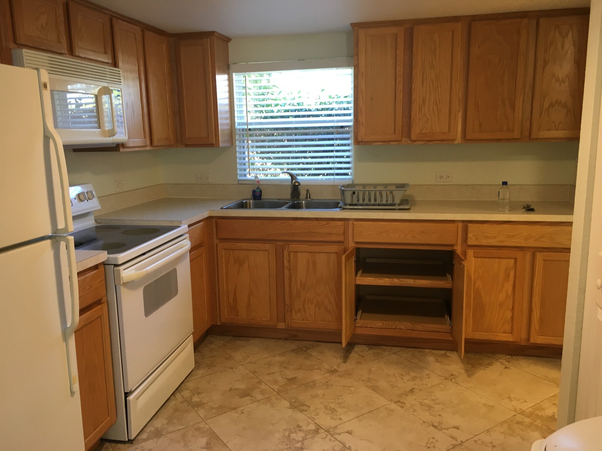 Building Photo - 2020 Lee Dr