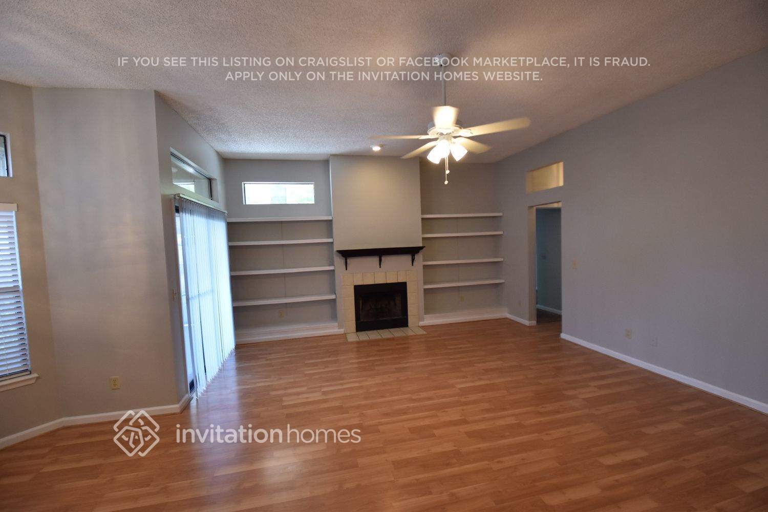 Building Photo - 2226 The Woods Dr E