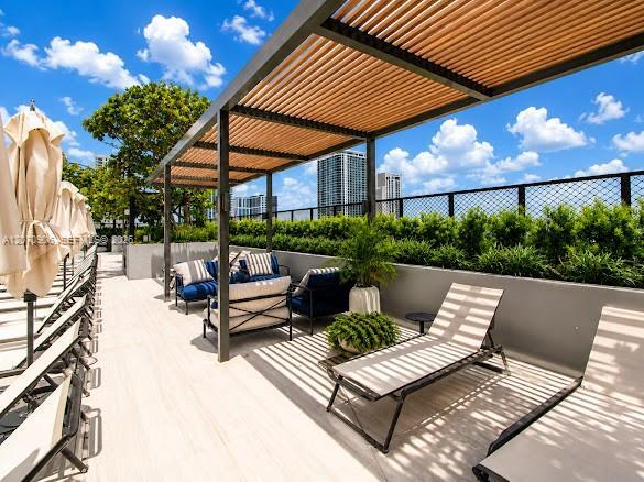 Building Photo - 1400 Biscayne Blvd