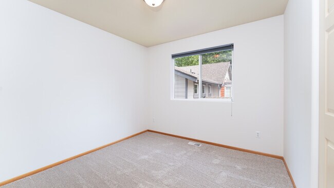 Building Photo - 9448 S 196 Pl