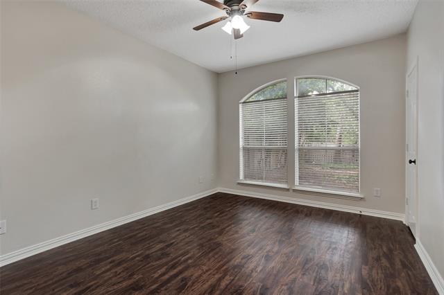 Building Photo - 6716 Bluffview Dr