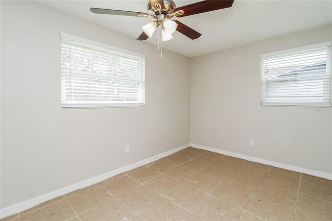 Building Photo - 535 San Lanta Cir
