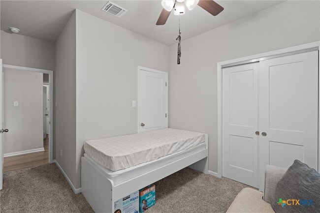 Building Photo - 1913 Zabcikville Dr