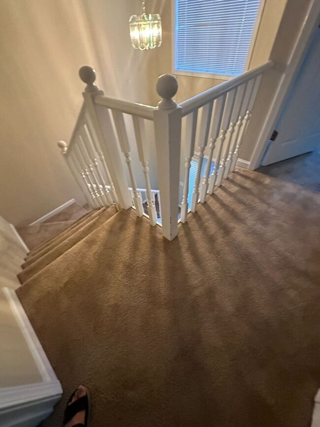 Building Photo - Briarwood West!!!