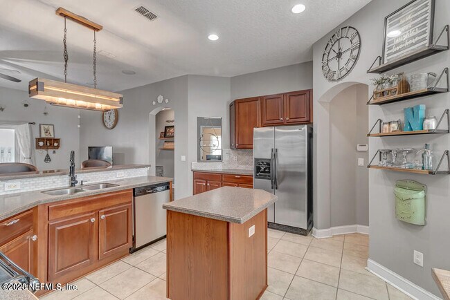 Building Photo - 13853 Malachi Ct