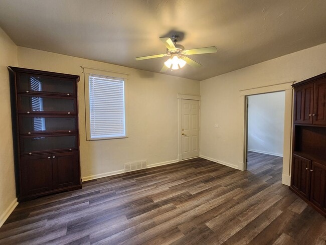 Building Photo - Sugarhouse Single Level 2 bd. 1 bath Single Family home!