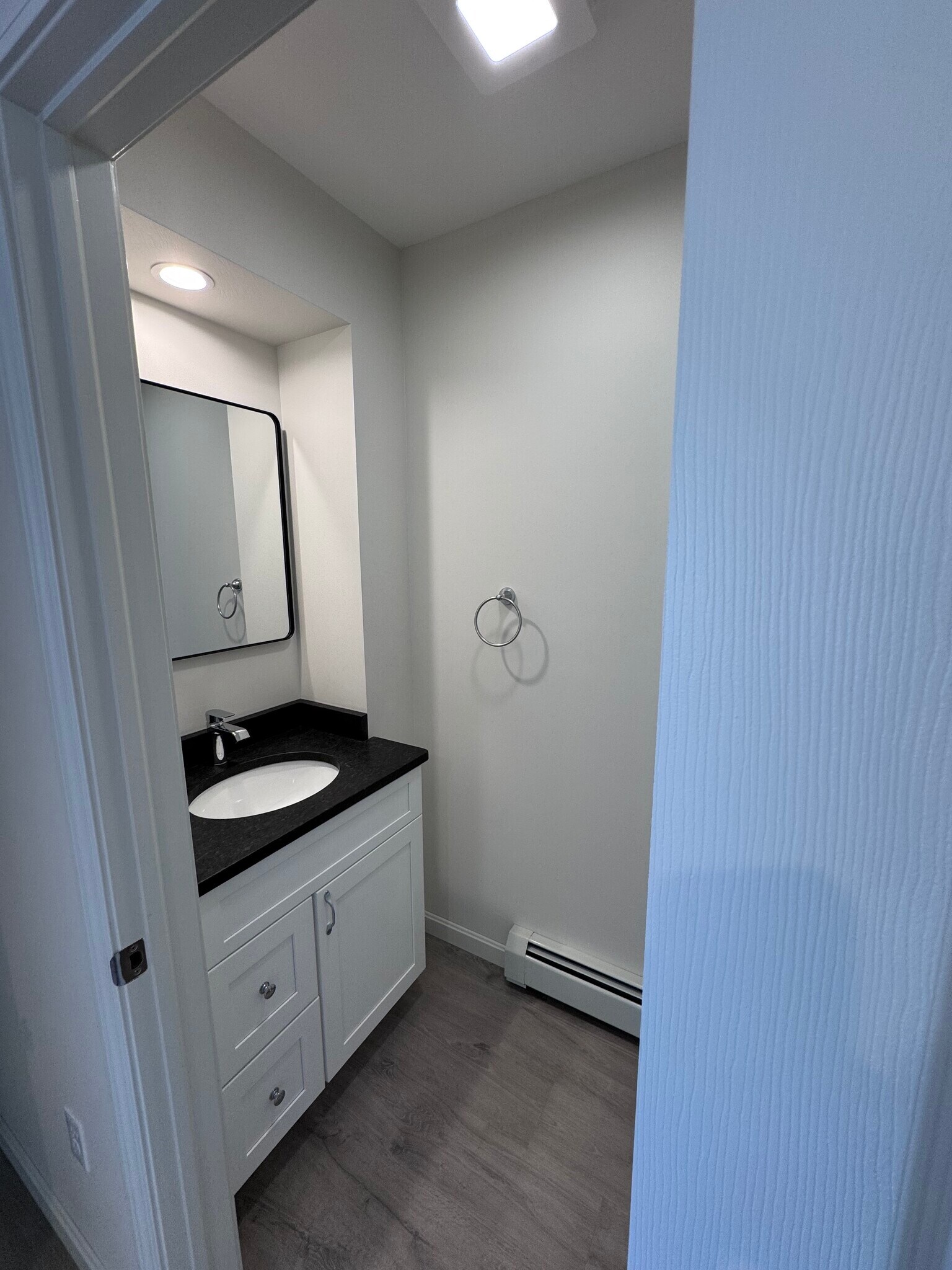 Building Photo - 47 Hogfat Hill Rd