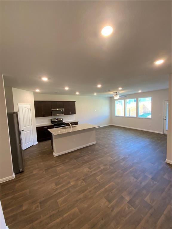 Building Photo - 252 Sunniberg Lp