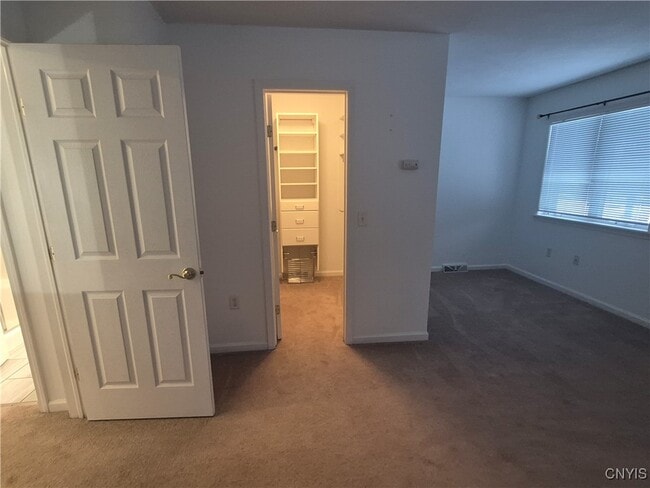 Building Photo - 100 Midlake Cir