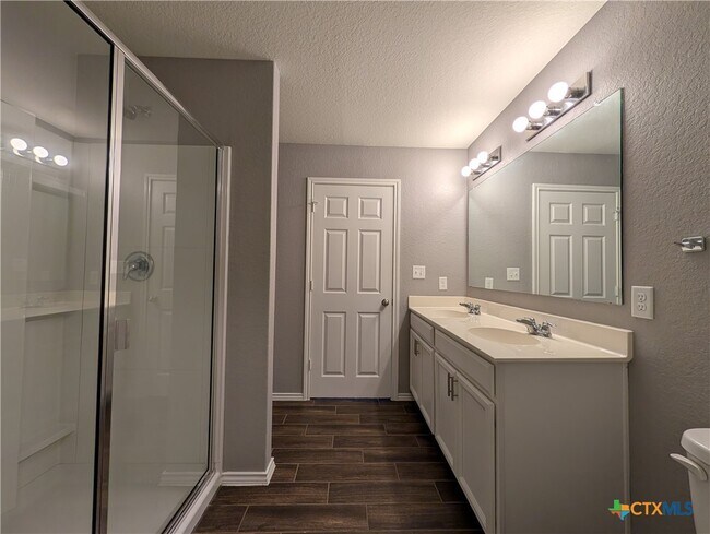 Building Photo - 357 Autumn Blaze
