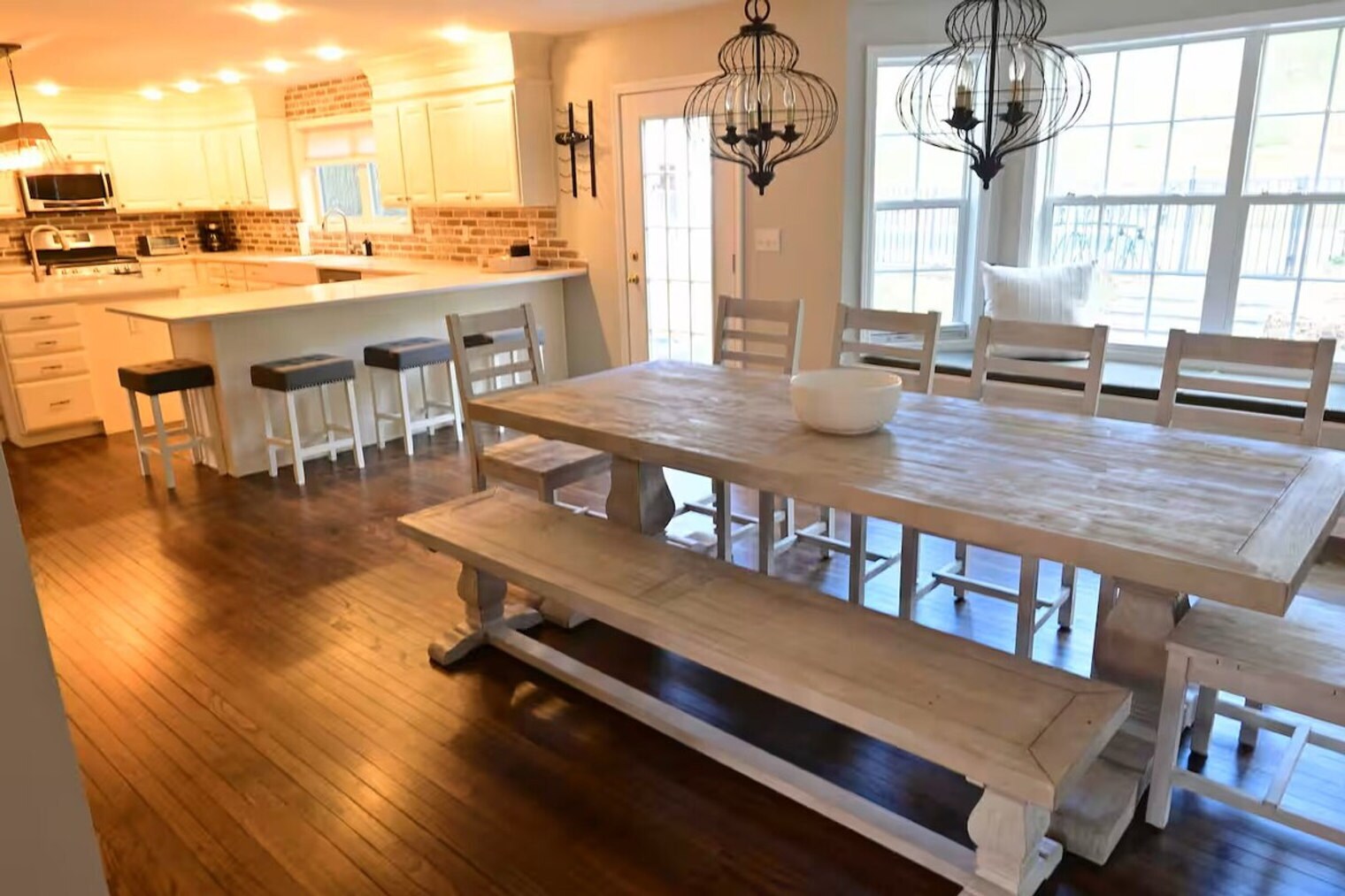 Building Photo - 184 Ruggles Rd