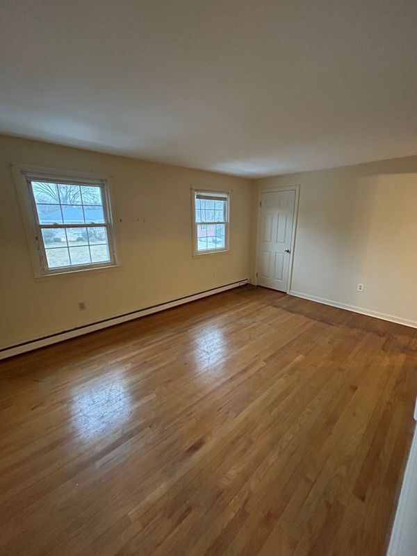 Building Photo - 6 Davis Ave