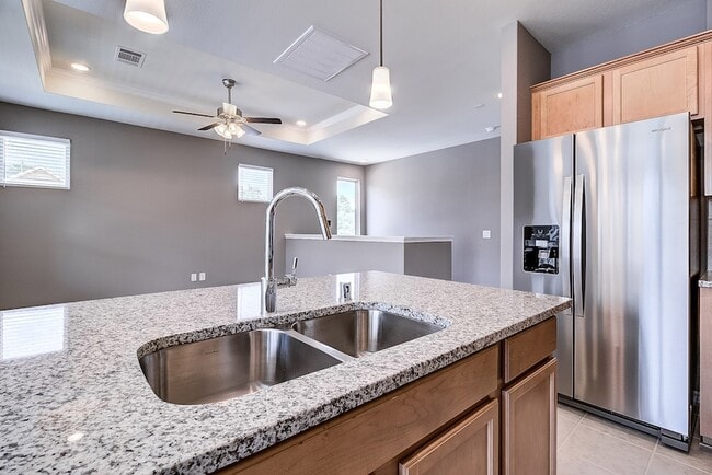 Building Photo - 9312 Bauer Vista Dr
