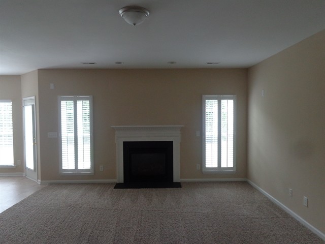 Building Photo - 2545 Thomasson Place Cir