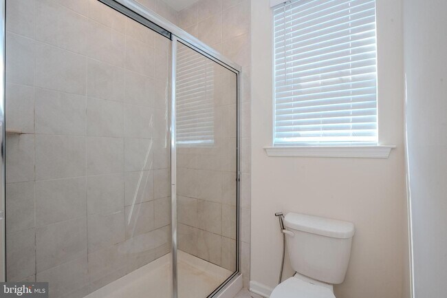 Building Photo - 9 Audley St