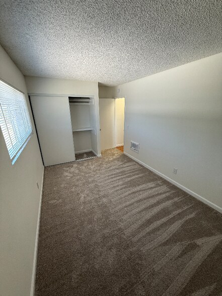Building Photo - 4566 Onondaga Ave
