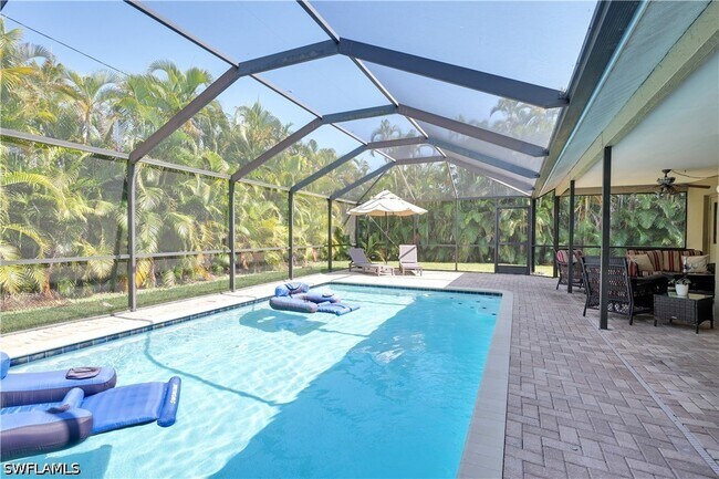 Building Photo - 3749 SW 1st Pl