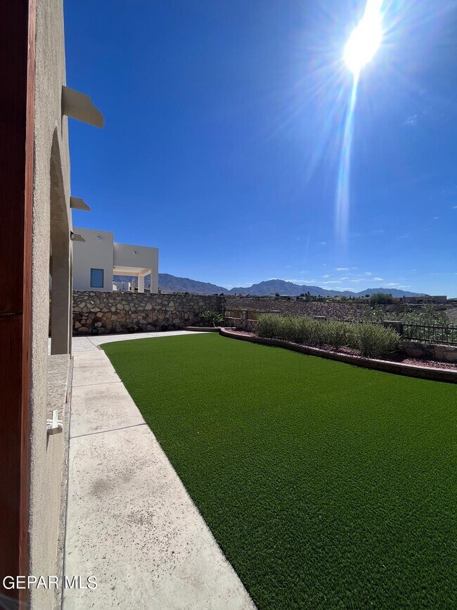 Building Photo - 7442 Wooden Nickel Dr