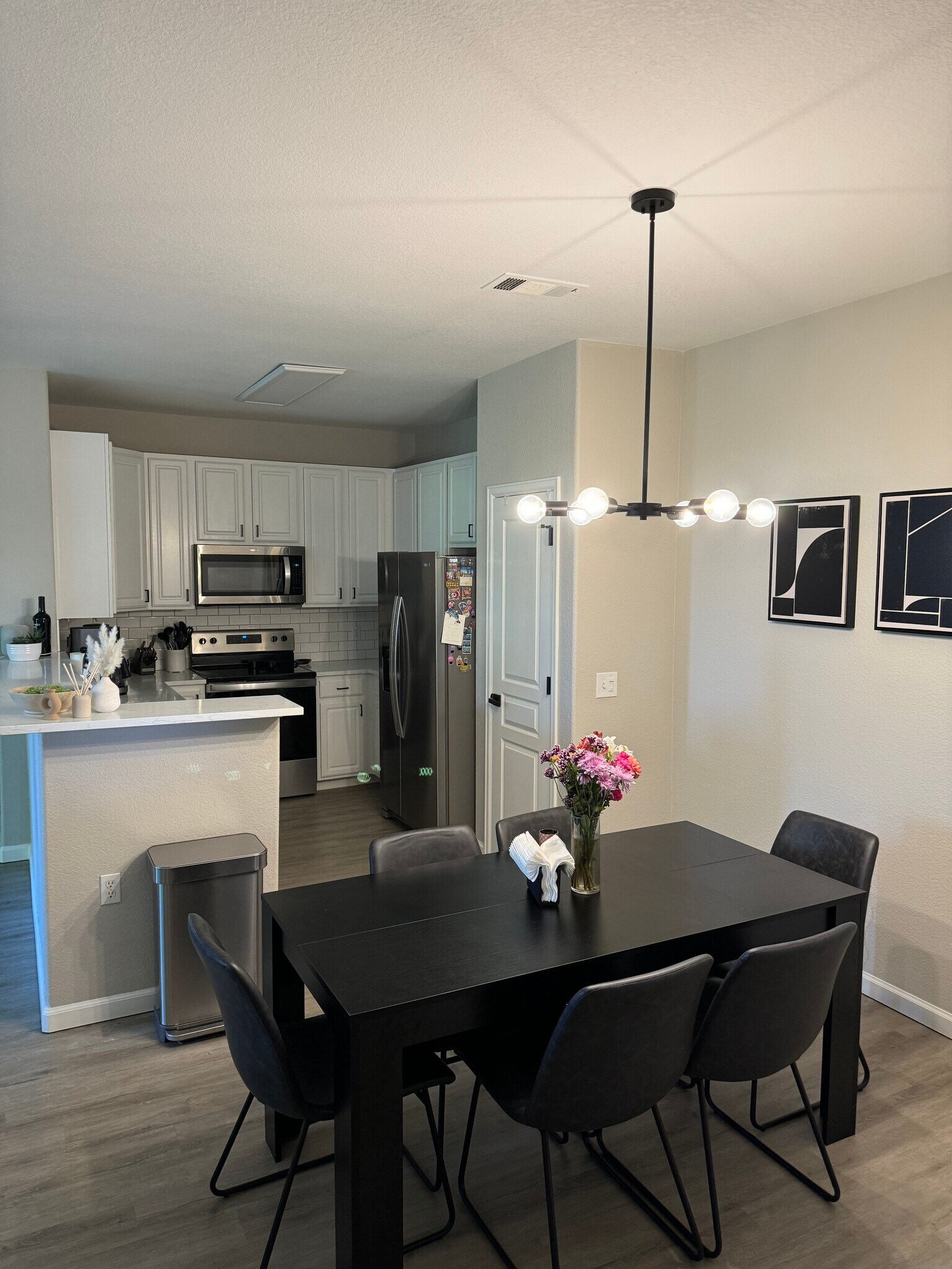 Building Photo - 10351 W Girton Dr