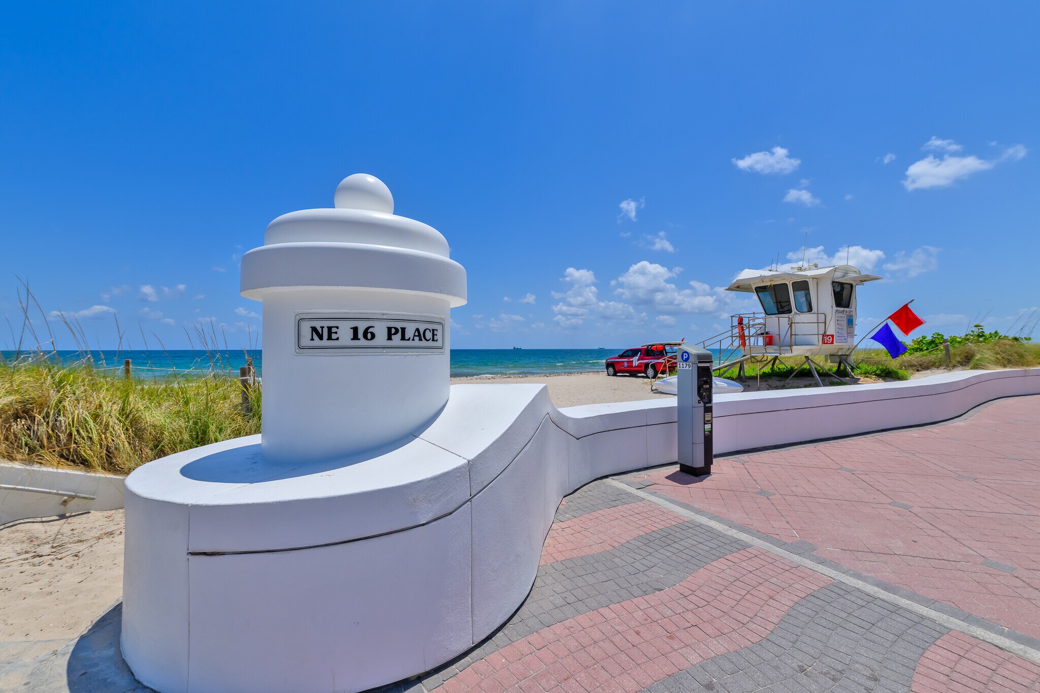 Beach/ One mile away - 3509 NE 20th Ave