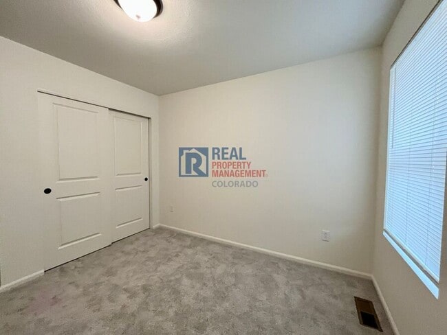 Building Photo - 20765 E 57th Dr