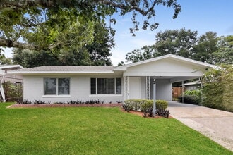 Building Photo - 624 Lake Elizabeth Dr
